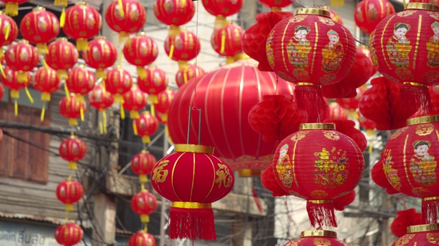 4 k slowmotion。中国的灯笼和舞龙在中国新年。视频下载