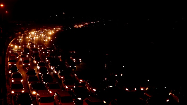 蜿蜒的高速公路，交通延时，德里，印度视频下载