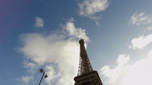 埃菲尔铁塔的景色。巴黎视频素材