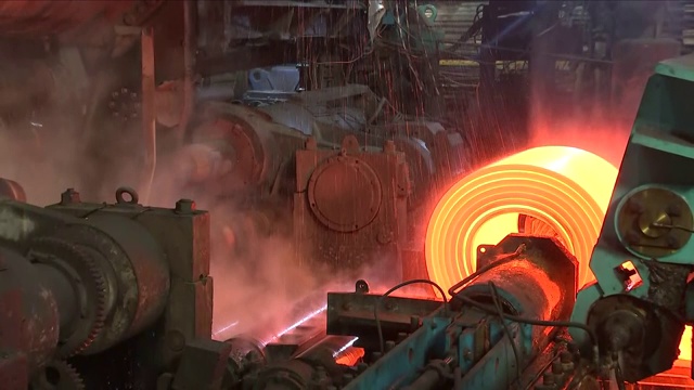 钢铁厂-卷取视频素材