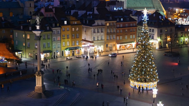 华沙老城广场的圣诞夜视频下载