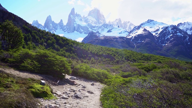 风景优美的菲茨罗伊山在巴塔哥尼亚视频素材