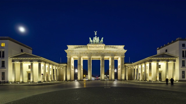 德国柏林勃兰登堡门的昼夜时光流逝视频素材