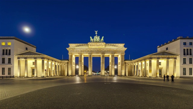 德国柏林勃兰登堡门的昼夜时光流逝视频素材