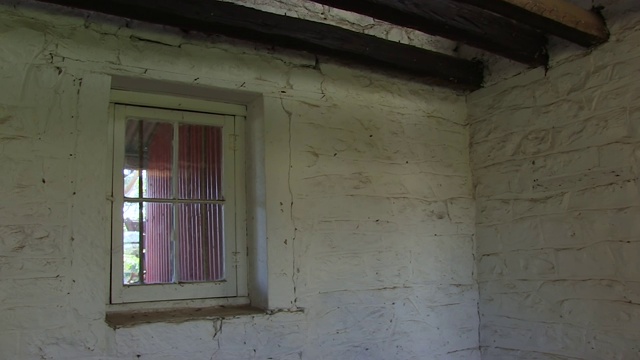旧农舍的天花板视频下载