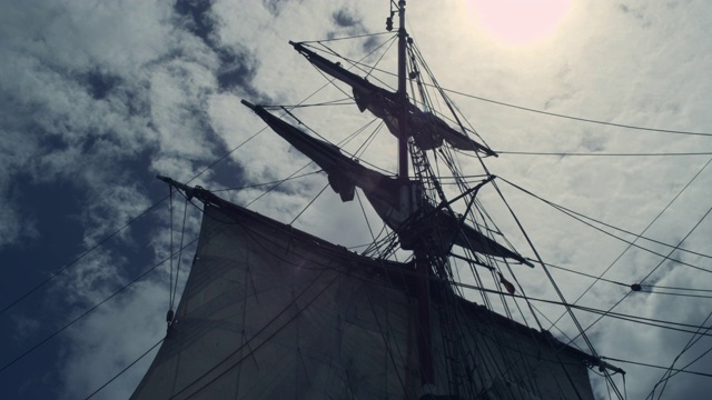 帆和桅杆的高船，格林纳达视频下载