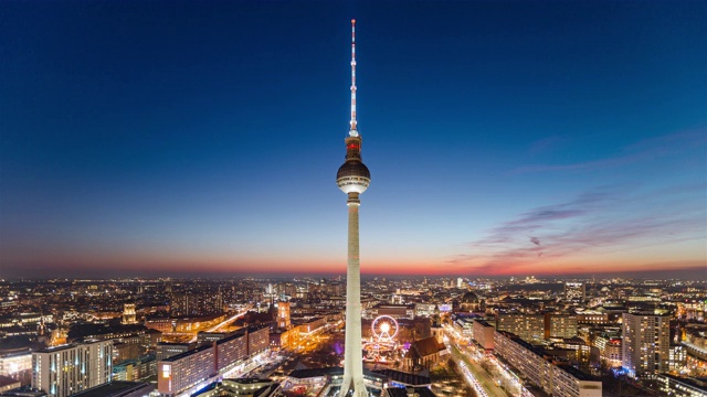 柏林亚历山大广场与电视塔的日日夜夜时光流逝，柏林，德国视频素材