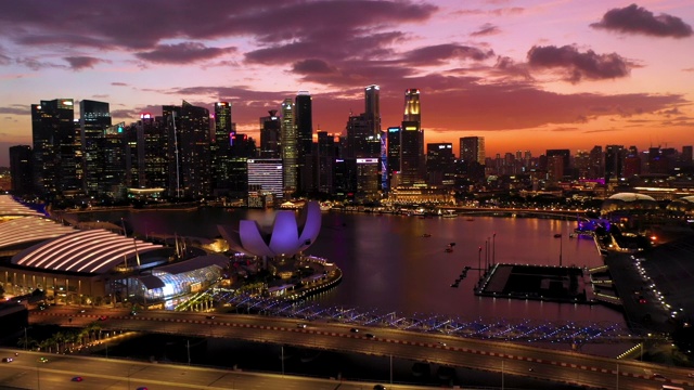 新加坡日落滨海湾金沙，滨海湾花园。视频下载