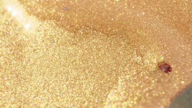 闪闪发光的金粉银粉流动视频下载