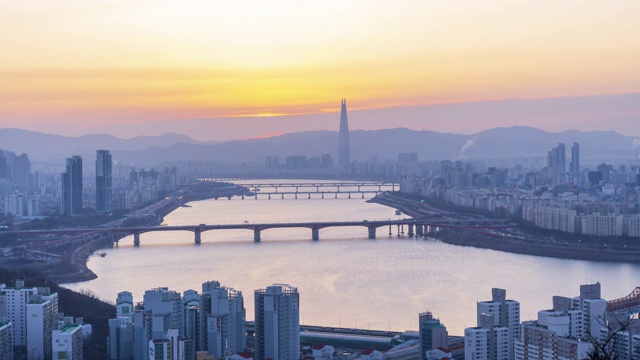 4k时间流逝韩国首尔城市天际线的日出视频素材