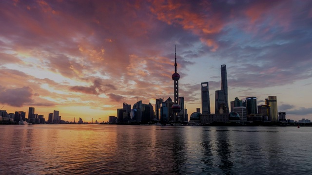 在一个美妙的早晨，上海地标视频下载