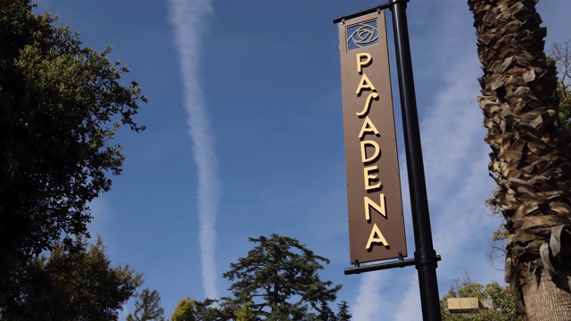 加州帕萨迪纳市:用云标记时光流逝视频素材
