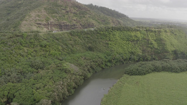 河在考艾岛夏威夷鸟瞰图视频下载