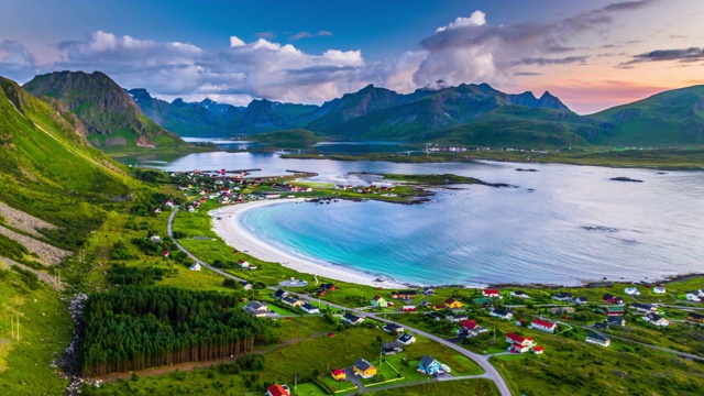 航拍:挪威罗浮敦群岛风景如画的峡湾视频下载