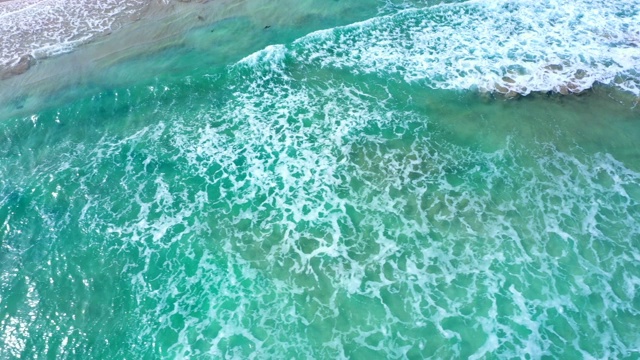 上面的美丽海洋视频素材