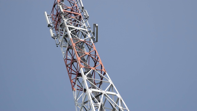 现代基站通信设备采用4K天线系统视频素材