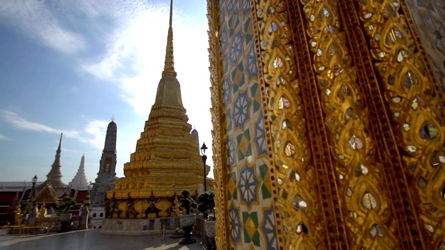 泰国曼谷大皇宫寺庙的金像视频素材