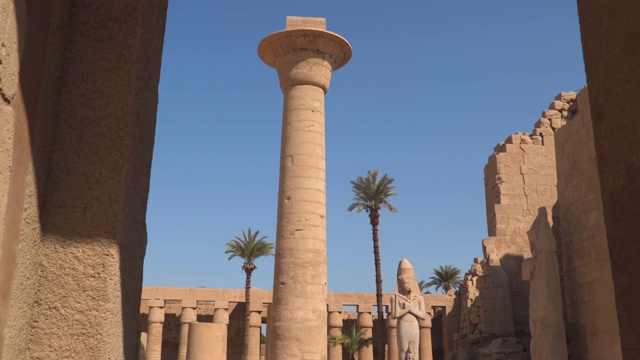 卢克索的卡纳克神庙。埃及。拉美西斯二世雕像视频素材