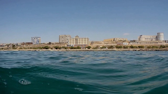 里海的水面和水下。视频素材