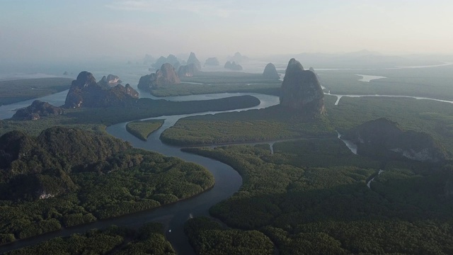 泰国攀牙湾的4K镜头鸟瞰图。视频素材