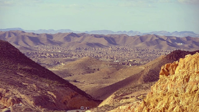 乡村山地景观突尼斯半沙漠视频素材