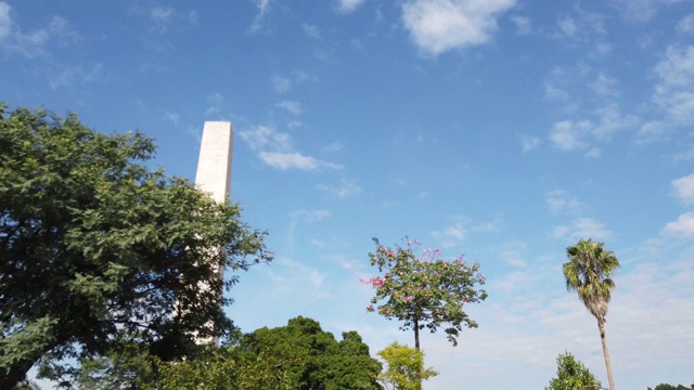 圣保罗伊比拉普埃拉的方尖碑。视频下载