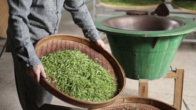 中国绿茶，手工茶场景视频素材