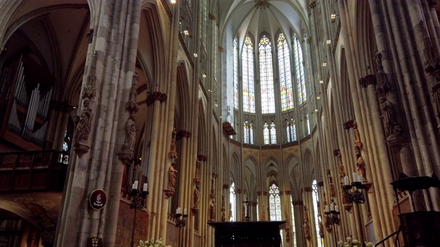 科隆大教堂向唱诗班观看视频下载