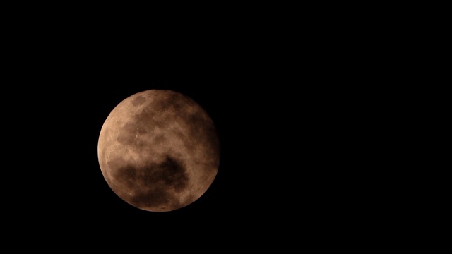 满月和云的移动视频下载
