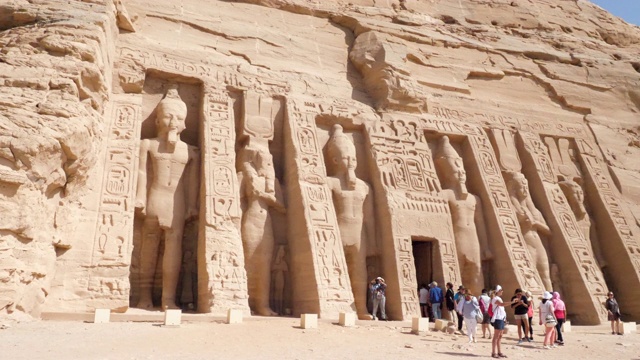 埃及，阿布辛贝尔——哈索尔神庙和奈费尔塔里神庙视频素材