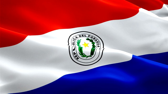 巴拉圭国旗运动循环视频在风中飘扬。现实的旗子背景。巴拉圭国旗循环特写1080p全高清1920X1080镜头。巴拉圭南美国家国旗录像电影，新闻视频素材