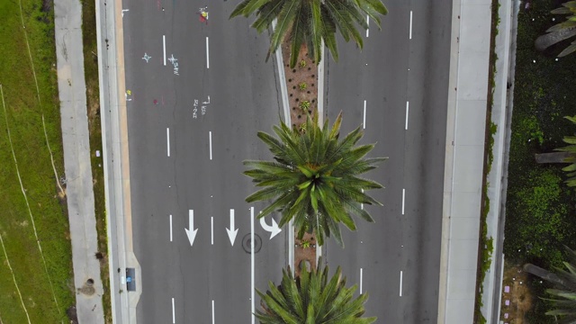 COVID-19大流行导致洛杉矶街道空空如也。视频素材
