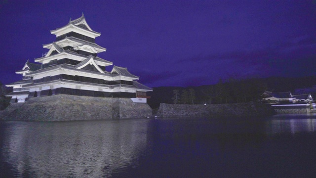 松本城堡之夜视频素材