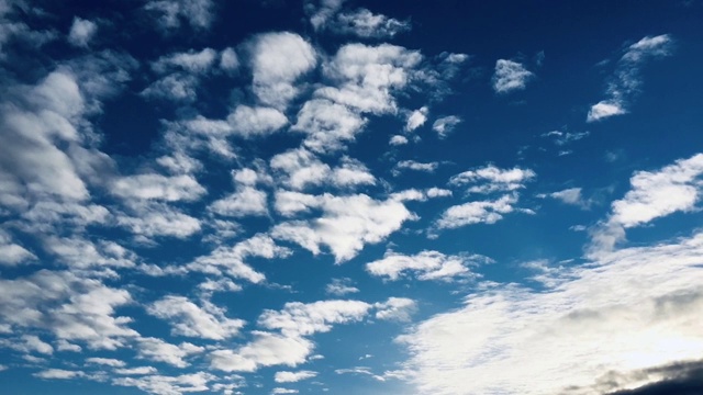 美丽的蓝天和白云。视频素材