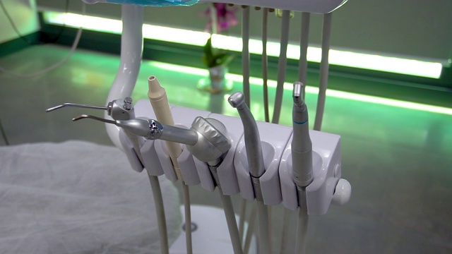 牙科医院产品和钻刷表视频下载