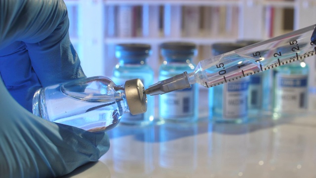 COVID-19疫苗注射剂视频下载