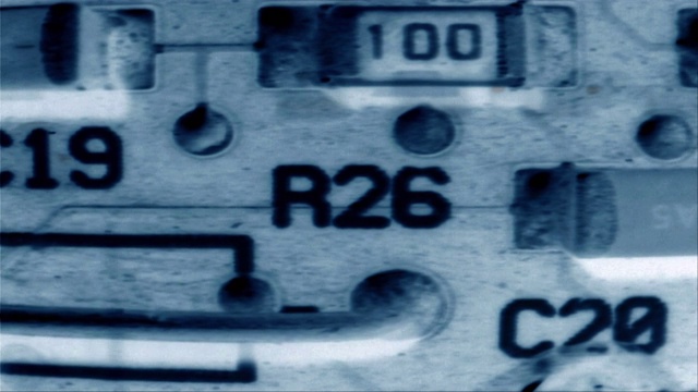 视频背景2216:跨越计算机主板的宏平移视频素材