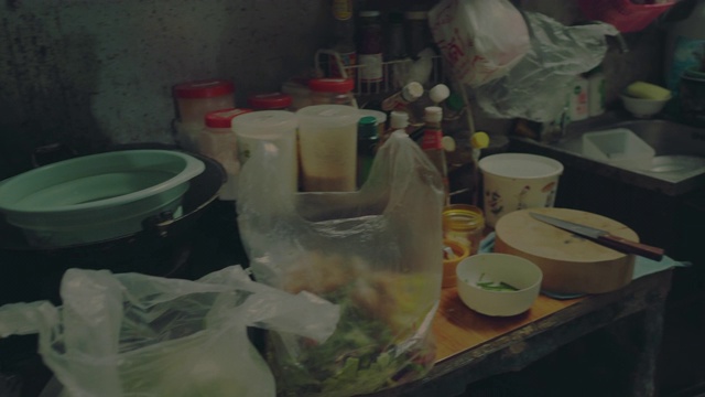 不卫生的食物和厨房视频下载