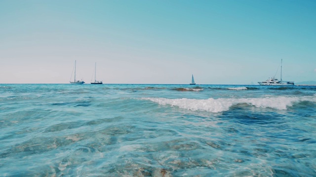 巴利阿里岛福门特拉秘密小海滩视频素材