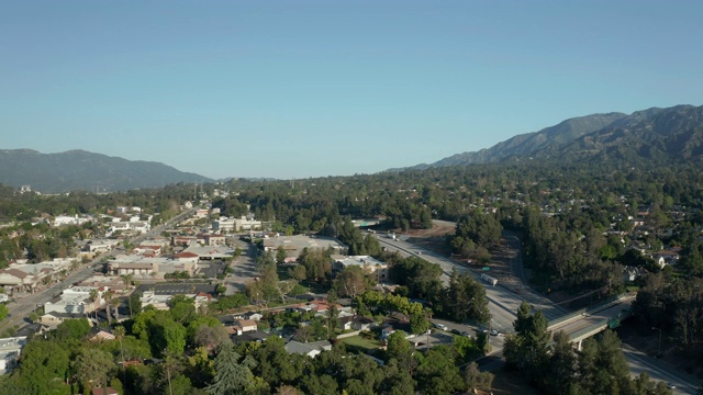 Covid - 19避难所-洛杉矶郊区拉加那视频素材