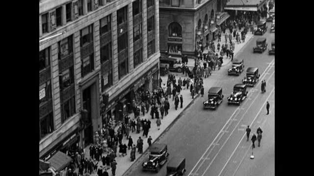 1930年-高角度的繁忙街道的城市，芝加哥，伊利诺伊州，美国视频下载