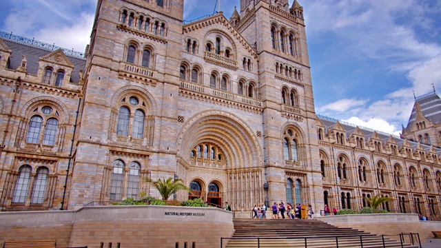 自然历史博物馆。伦敦令人惊叹的建筑视频素材