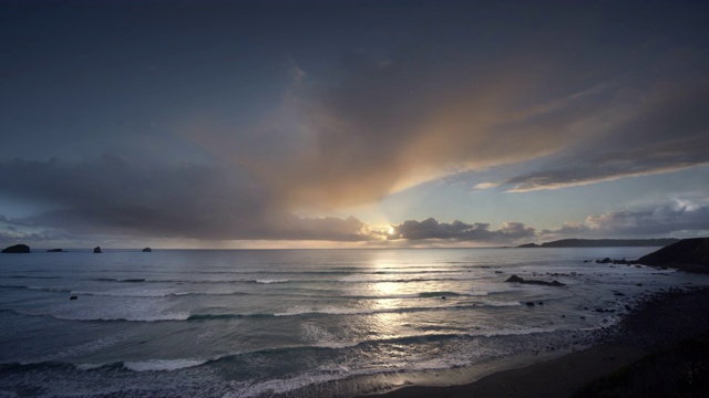 俄勒冈州太平洋上的日落视频下载