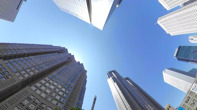 商业区的摩天大楼——抬头看看天空视频下载
