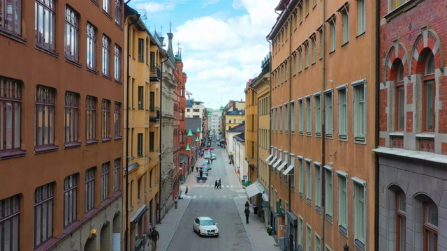 斯德哥尔摩大街，从屋顶上起飞视频下载