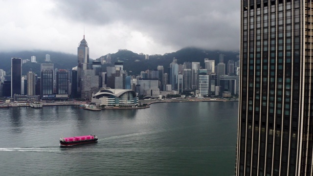 航拍中国香港的云风暴视频素材