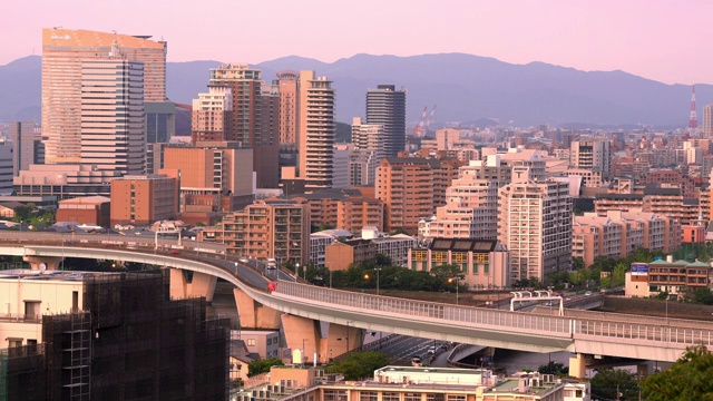 延时鸟瞰图福冈城市风景日落九州南部日本视频下载