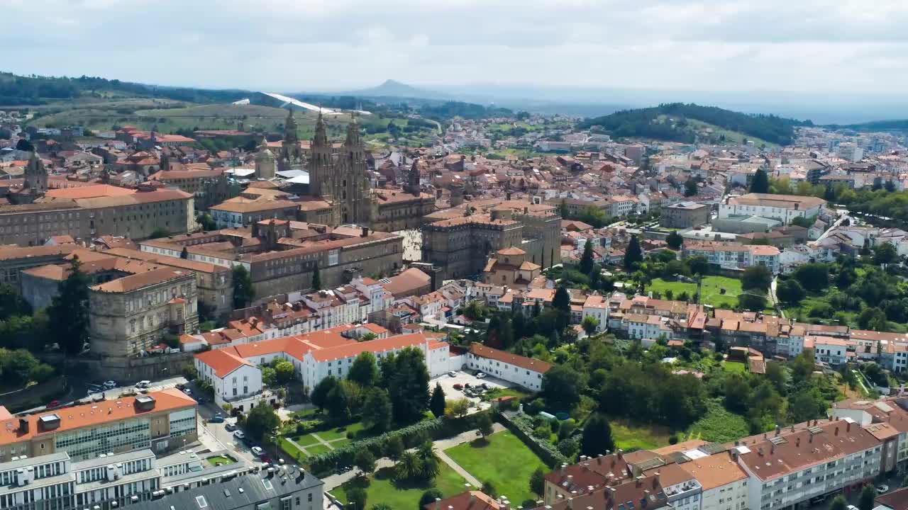 圣地亚哥德孔波斯特拉镇西班牙无人机视频视图视频下载