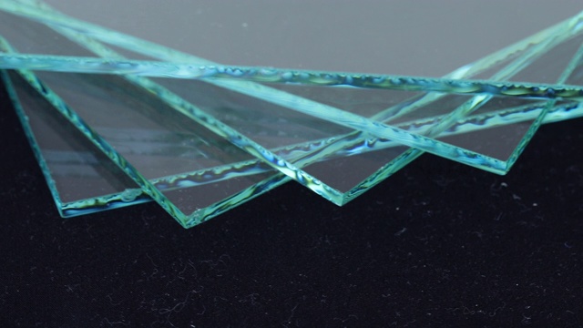 薄板工厂制造钢化透明浮法玻璃面板切割尺寸视频下载