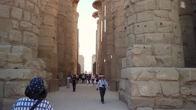 古埃及卡纳克神庙的多柱式大厅视频素材